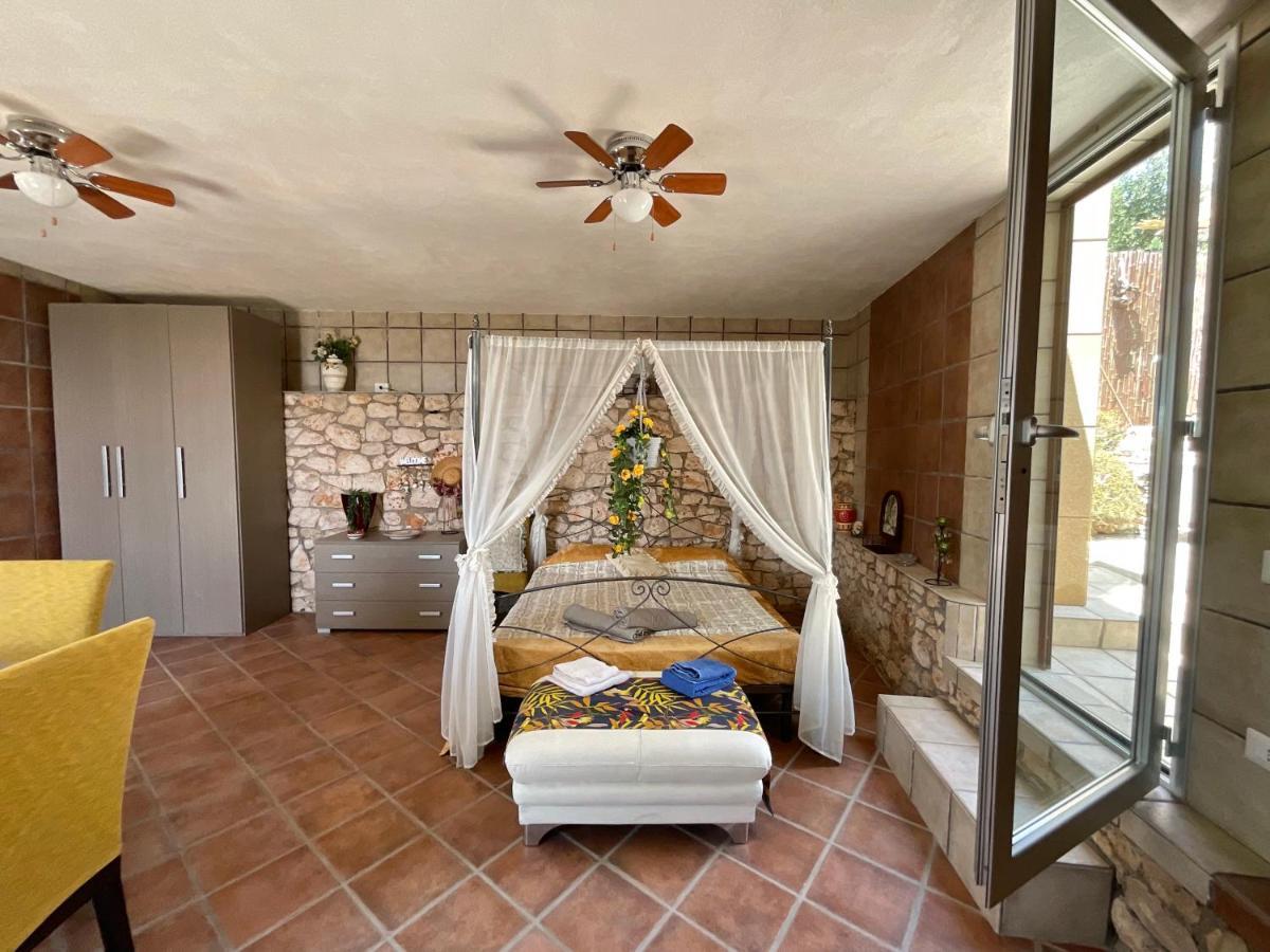 Stone Home - Sea & Landscape Marittima Exteriér fotografie